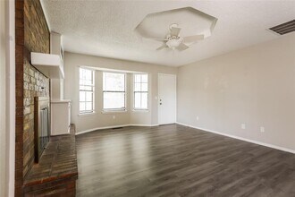 524 Gray Fox Run in Edmond, OK - Foto de edificio - Building Photo