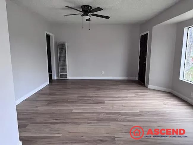 900 Casino St in Bakersfield, CA - Building Photo - Building Photo