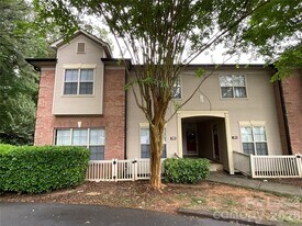 1606 Termini Dr in Charlotte, NC - Building Photo