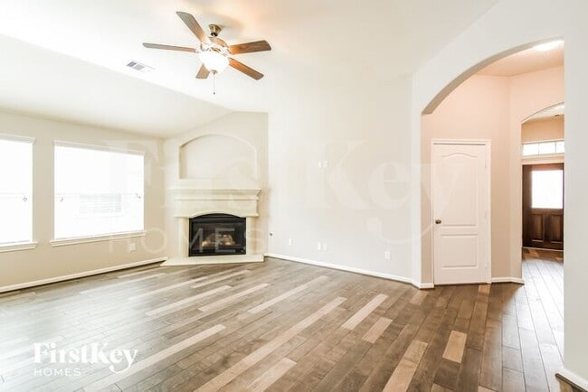 259 Rolling Creek Ln in Dickinson, TX - Building Photo - Building Photo