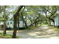 Shamrock Trailer Park in Aransas Pass, TX - Foto de edificio - Building Photo