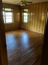 902 Henderson St in Jacksonville, TX - Building Photo - Building Photo