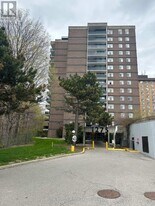 1275 Markham Rd in Toronto, ON - Building Photo