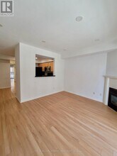 3-343 Everson Dr in Toronto, ON - Building Photo - Building Photo