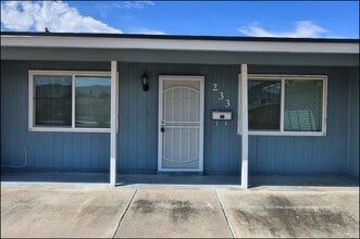 233 Vista Bonita St in El Paso, TX - Building Photo - Building Photo