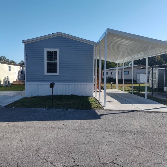 property at 1800 E Graves Ave