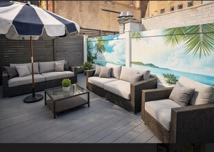 E. 75th St, 5th Ave in New York, NY - Foto de edificio - Building Photo