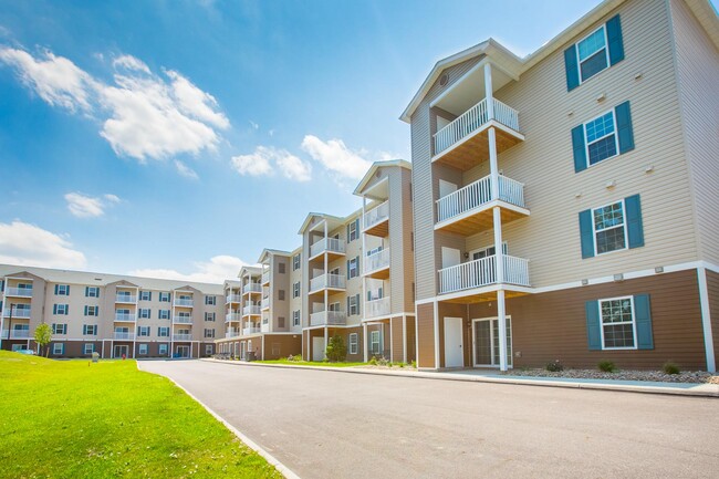 Sweet Home Senior Apartments in Amherst, NY - Building Photo - Building Photo