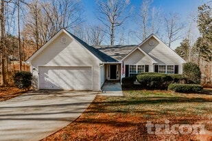 466 Gin Mill Dr in Monroe, GA - Building Photo