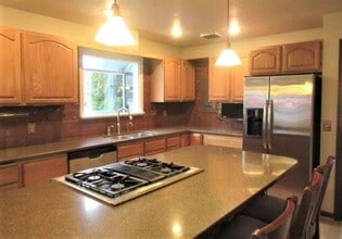 2213 NW 65th St in Seattle, WA - Building Photo - Building Photo