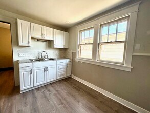 144 Woodell Ave, Unit 2 in Buffalo, NY - Building Photo - Building Photo