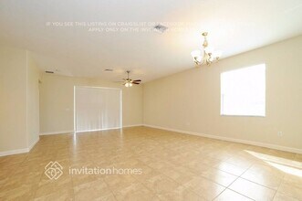 11432 Flora Springs Dr in Riverview, FL - Foto de edificio - Building Photo