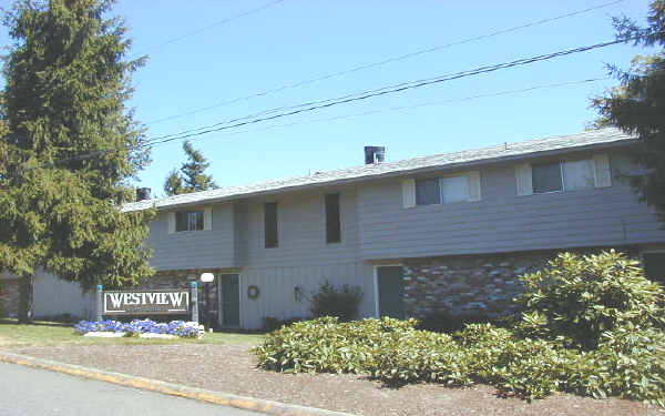 Westview Townhomes in Milwaukie, OR - Building Photo