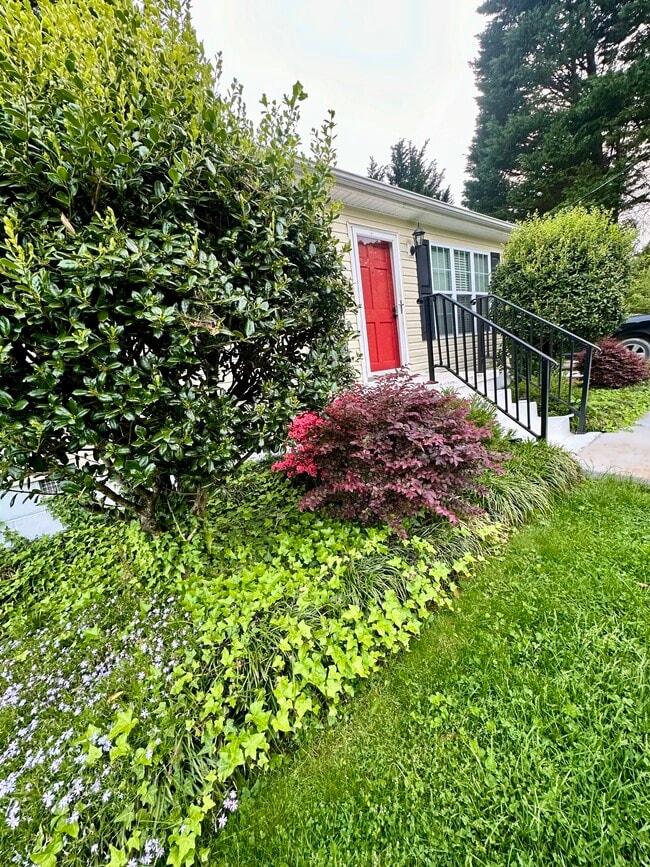 property at 118 Drewsbury Dr