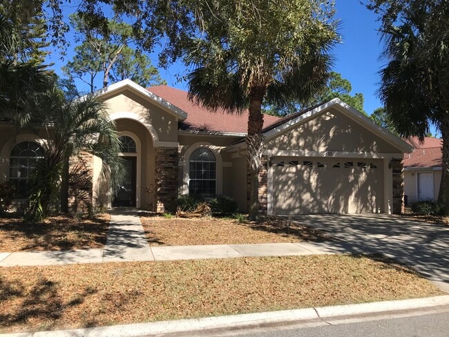 property at 12 Saint Andrews Ct