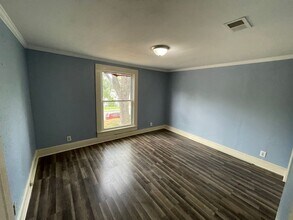 2859 Milam St in Shreveport, LA - Foto de edificio - Building Photo