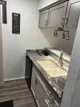 4837 Cedar Springs Rd, Unit 320 in Dallas, TX - Building Photo - Building Photo
