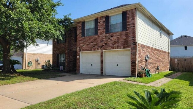property at 3115 Lantern Bay Ln