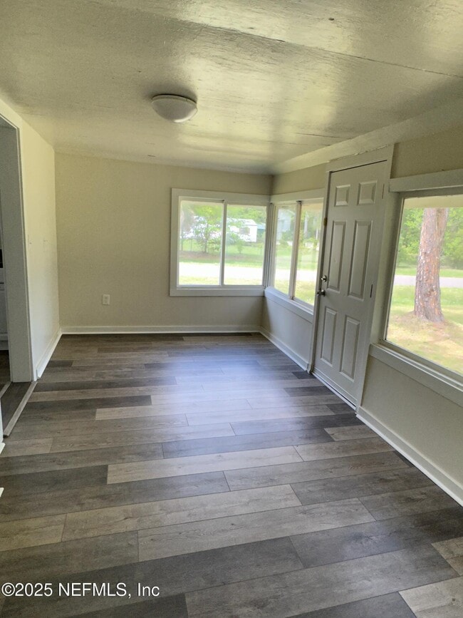 37445 Orange St in Hilliard, FL - Building Photo - Building Photo