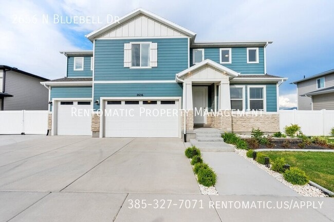 property at 2656 N Bluebell Dr