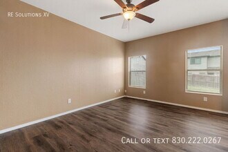 8709 Azul Sky Ct in Converse, TX - Building Photo - Building Photo
