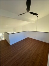 6665 Franklin Ave, Unit 16 in Los Angeles, CA - Building Photo - Building Photo