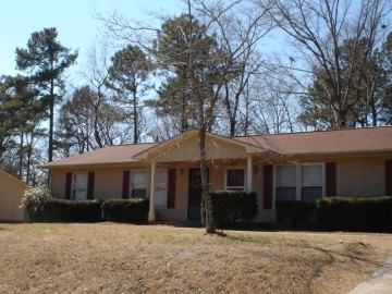 2812 Little Dr in Fayetteville, NC - Building Photo