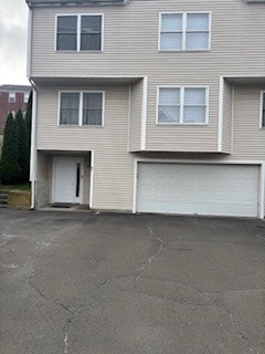 27 Van Buren Ave, Unit B-1, Unit B-1