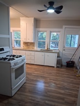 127-129-129 Olmsted Dr in Springfield, MA - Building Photo - Building Photo
