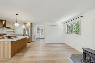 1188 Tokochi St in South Lake Tahoe, CA - Building Photo - Building Photo