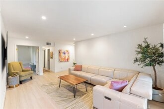 4724 Park Granada, Unit 217 in Calabasas, CA - Building Photo - Building Photo