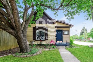 2102 Shelby St in New Albany, IN - Building Photo