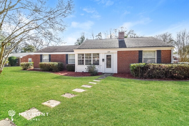 property at 3556 Dalraida Pkwy