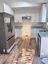 107 W McIver St, Unit B in Zebulon, NC - Building Photo - Building Photo