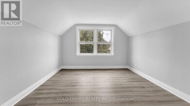 908 Trafalgar St in London, ON - Building Photo - Building Photo