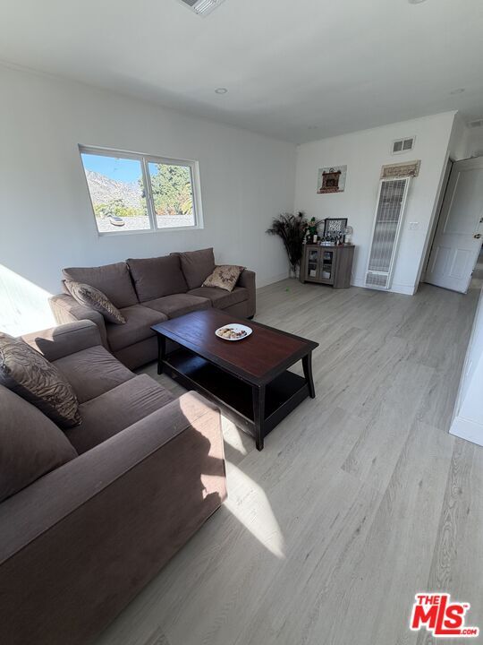 10354 Oro Vista Ave in Los Angeles, CA - Building Photo - Building Photo