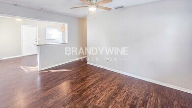 2610 E Annie St in Tampa, FL - Foto de edificio - Building Photo