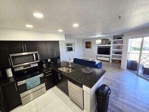7340 Westpointe Blvd, Unit 1223 in Orlando, FL - Foto de edificio - Building Photo