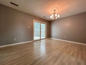 4761 Old Hickory Rd in Virginia Beach, VA - Building Photo - Building Photo