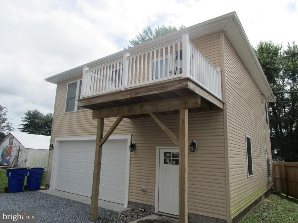 5 South Main Street in Magnolia, DE - Building Photo
