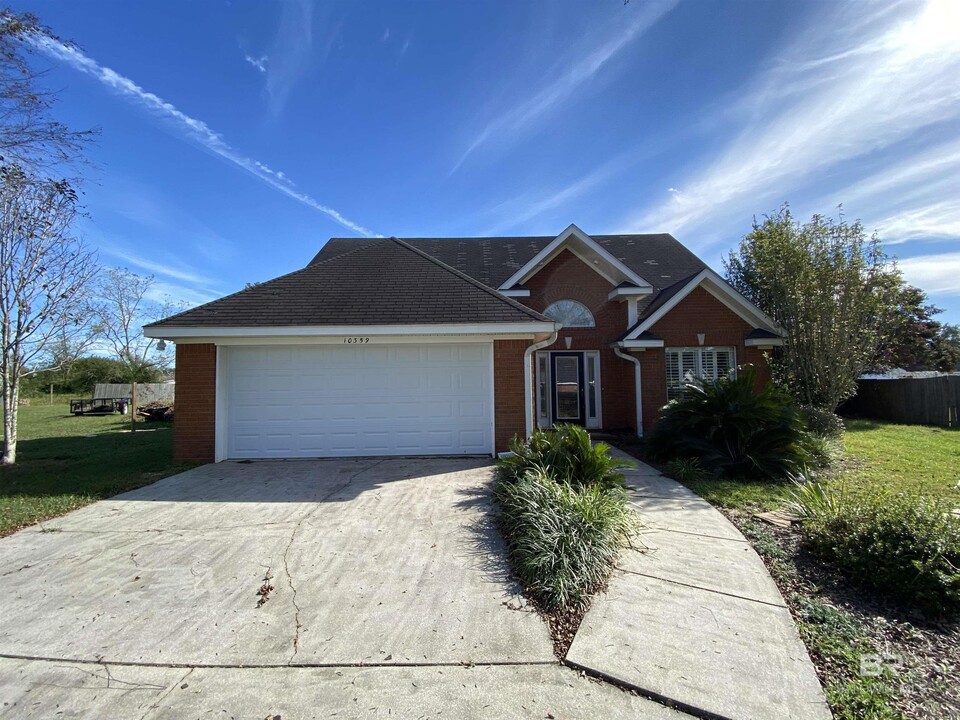 10359 Eleanor Ct in Fairhope, AL - Building Photo