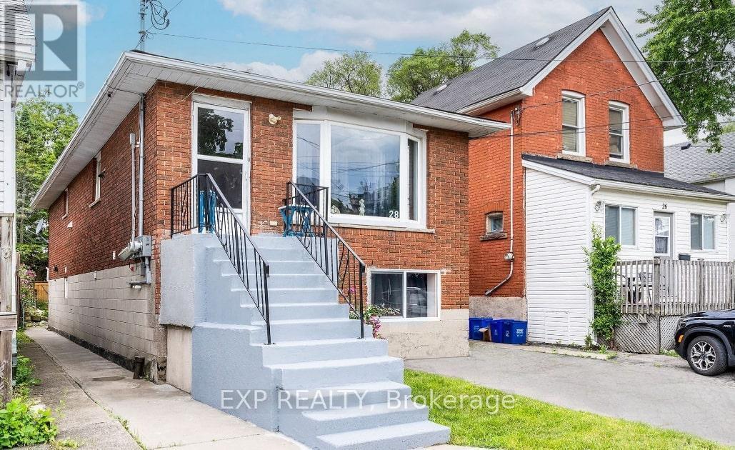 28 E 23rd St in Hamilton, ON - Building Photo