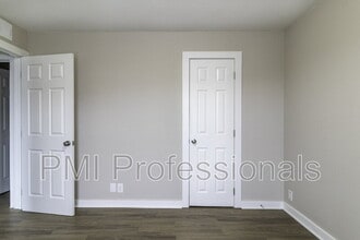 148 Kingsridge Dr in La Vergne, TN - Building Photo - Building Photo