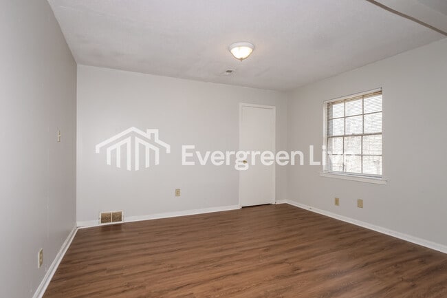 4054 Beachamp Cove in Memphis, TN - Building Photo - Building Photo