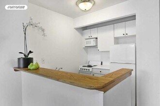 344 3rd Ave in New York, NY - Building Photo - Building Photo