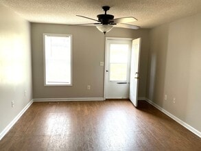 382 TURNER St in Lincolnton, NC - Building Photo - Building Photo