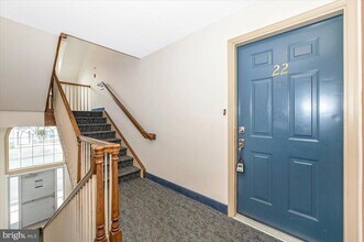 112 Kendrick Pl in Gaithersburg, MD - Building Photo - Building Photo