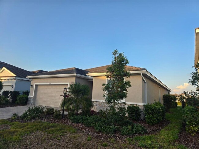 17841 Gulf Rnch Pl in Bradenton, FL - Building Photo - Building Photo