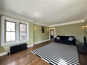 5023 N Ridgeway Ave, Unit 6R in Chicago, IL - Building Photo - Building Photo