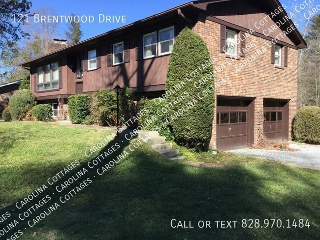 property at 121 Brentwood Dr